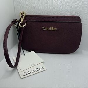 NWT Calvin Klein Wristlet